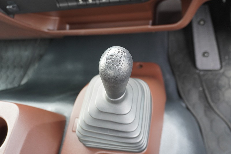 日野 レンジャー 2PG-FD2ABA(2WD)の写真32