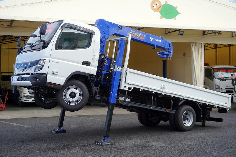 三菱 キャンター 2PG-FEB80(2WD)の写真9