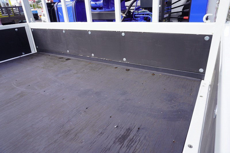 三菱 キャンター 2PG-FEB80(2WD)の写真26