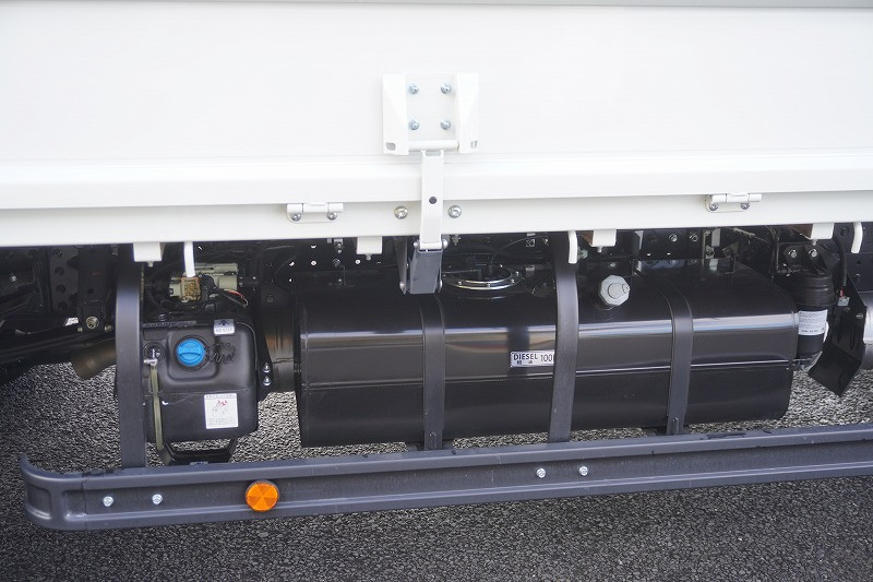 三菱 キャンター 2PG-FEB80(2WD)の写真27