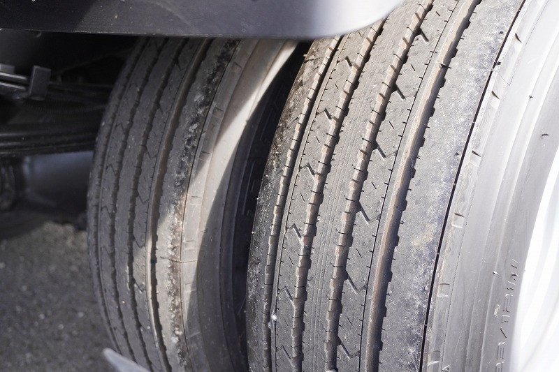 三菱 キャンター 2RG-FEB80(2WD)の写真10