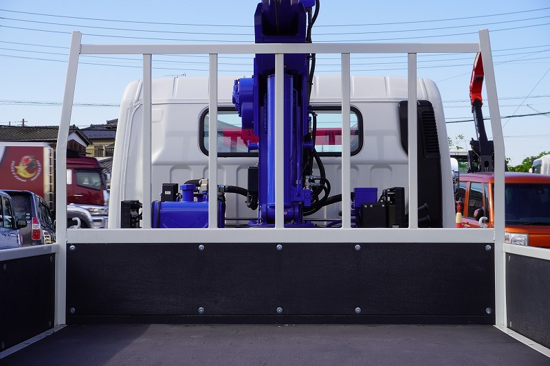 三菱 キャンター 2RG-FEB80(2WD)の写真17