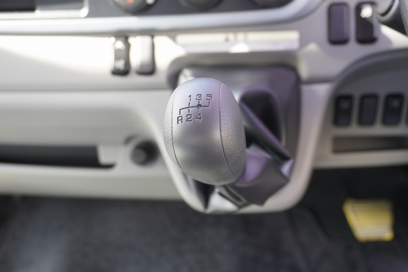 三菱 キャンター 2RG-FEB80(2WD)の写真32