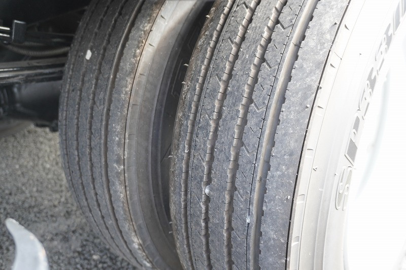 三菱 キャンター 2RG-FEB80(2WD)の写真10