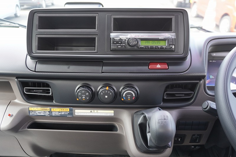 三菱 キャンター 2RG-FEB80(2WD)の写真33