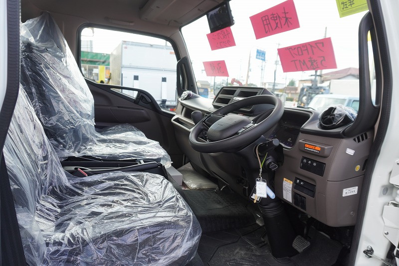 三菱 キャンター 2RG-FEB80(2WD)の写真38