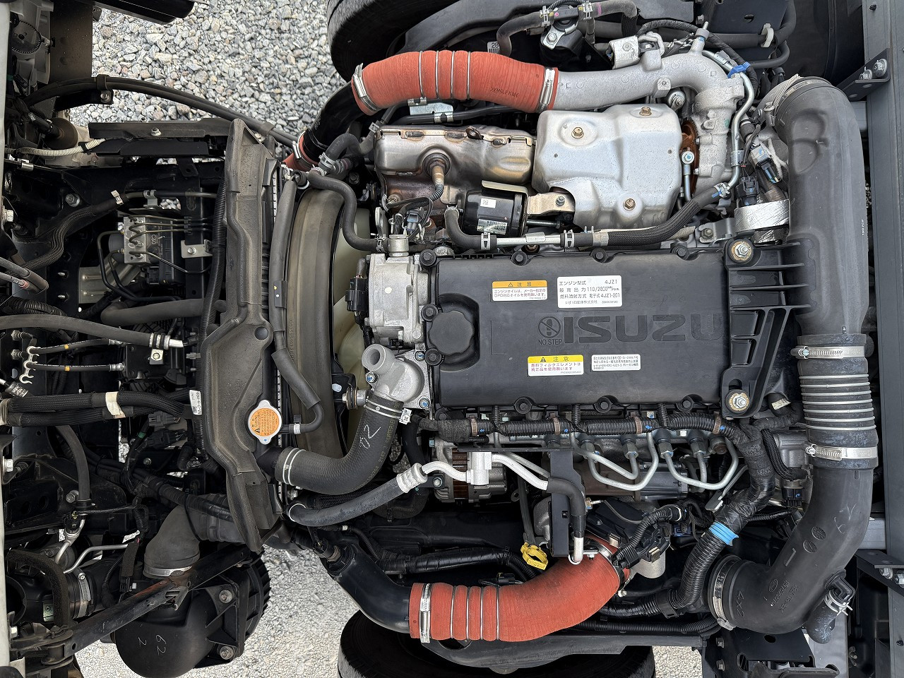 いすゞ エルフ 2RG-NLR88AN(2WD)の写真9