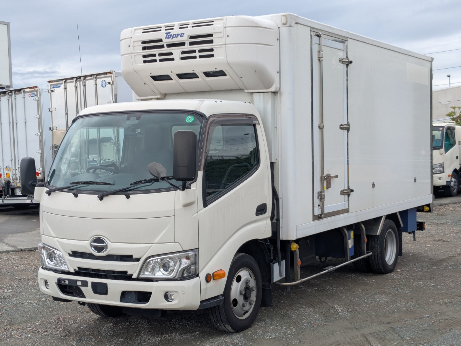 日野 デュトロ 2RG-XZU655M(2WD)｜中古トラックなら【トラック市】