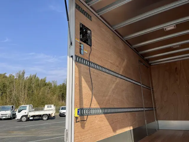 日野 デュトロ 2KG-XZU712M(2WD)の写真7