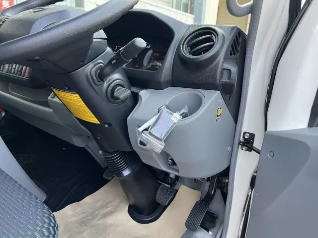 日野 デュトロ 2KG-XZU712M(2WD)の写真18