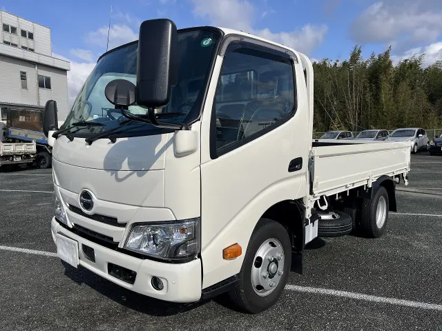 日野 レンジャー 2KG-XZC605M(2WD)の写真1