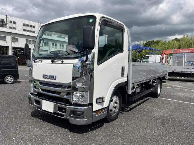 いすゞ エルフ 2RG-NLR88AR(2WD)の写真1