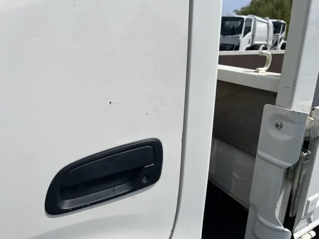 日野 デュトロ 2RG-XZU710M(2WD)の写真11