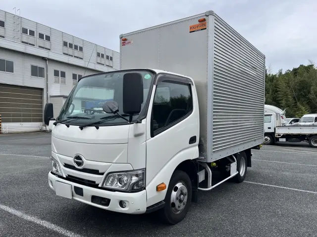 日野 デュトロ 2RG-XZC605M(2WD)の写真1