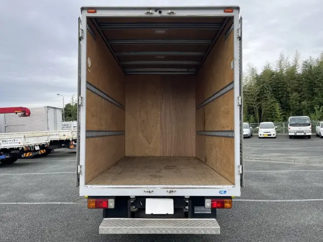 日野 デュトロ 2RG-XZC605M(2WD)の写真5