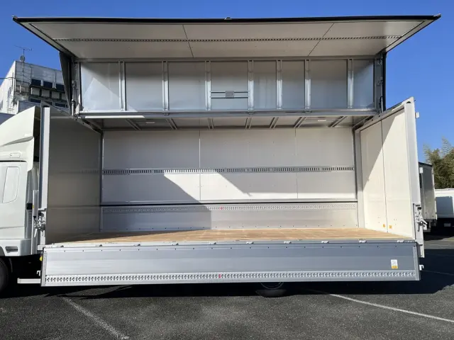 三菱 ファイター 2KG-FK65F(2WD)の写真7