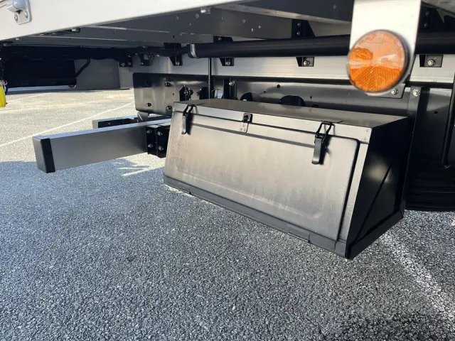 三菱 ファイター 2KG-FK65F(2WD)の写真10