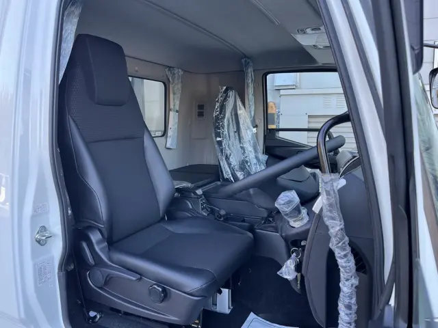 三菱 ファイター 2KG-FK65F(2WD)の写真15