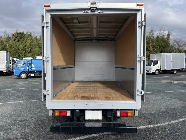 トヨタ ダイナ 2RG-XZC645(2WD)の写真5