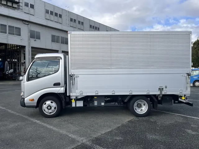 トヨタ ダイナ 2RG-XZC645(2WD)の写真9