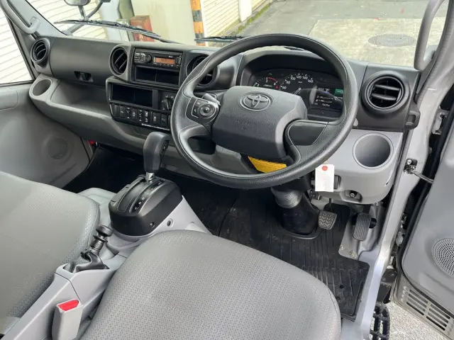 トヨタ ダイナ 2RG-XZC645(2WD)の写真12