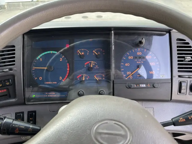 日野 プロフィア KC-FQ2PRDA(6x4)の写真22