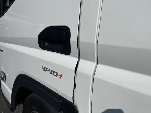 三菱 キャンター 2TG-FBA00(2WD)の写真13