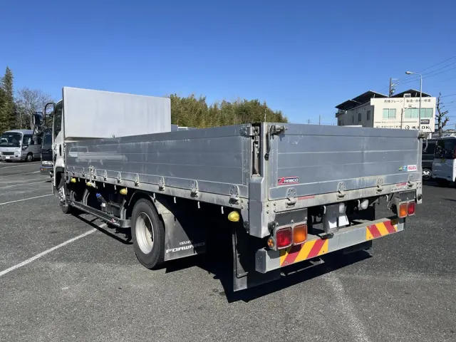 いすゞ フォワード 2RG-FRR90S2(2WD)の写真3