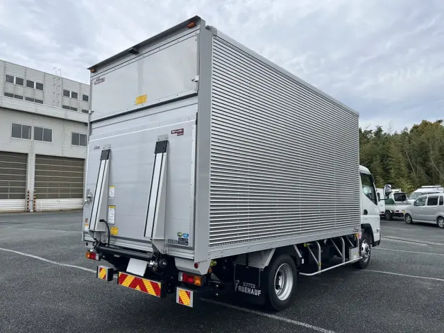 三菱 キャンター 2RG-FEB80(2WD)の写真4