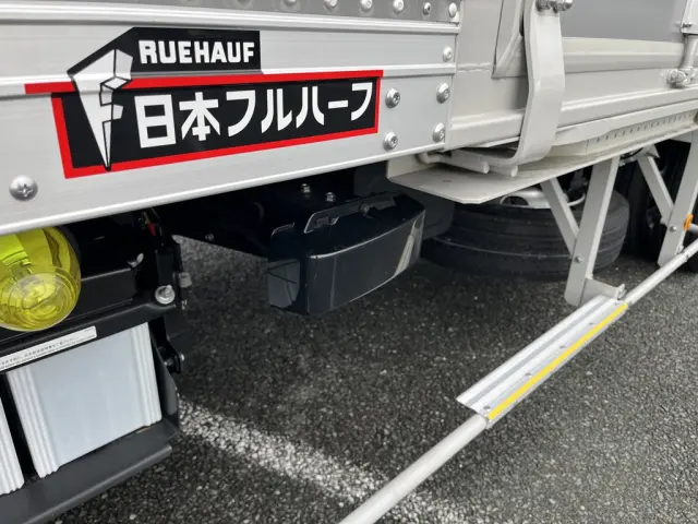 三菱 キャンター 2RG-FEB80(2WD)の写真9