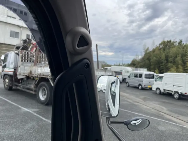 三菱 キャンター 2RG-FEB80(2WD)の写真20