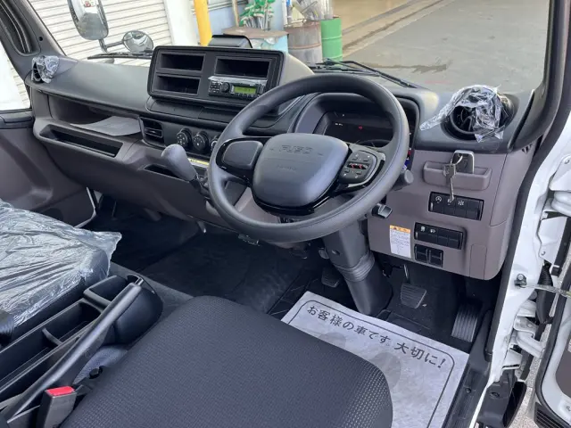 三菱 キャンター 2RG-FEB80(2WD)の写真9