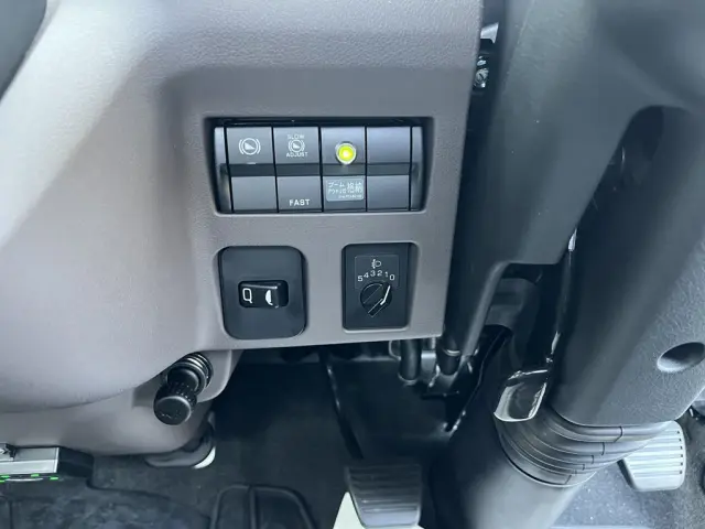 三菱 キャンター 2RG-FEB80(2WD)の写真14