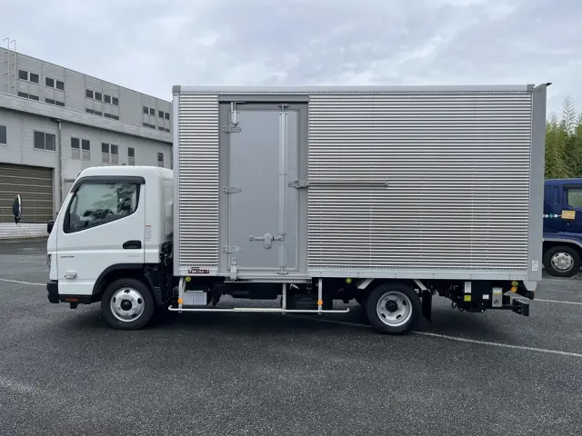 三菱 キャンター 2RG-FEB50(2WD)の写真11