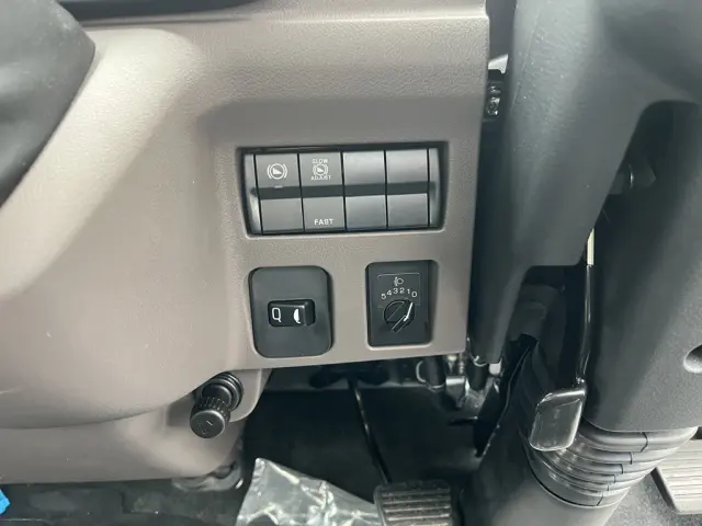 三菱 キャンター 2RG-FEB50(2WD)の写真18