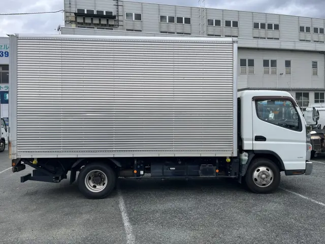 三菱 キャンター TPG-FEB50(2WD)の写真11