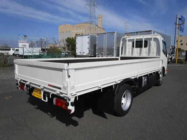 日野 デュトロ 2RG-XZU655M(2WD)の写真3