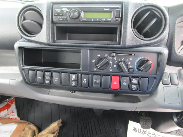 日野 デュトロ 2RG-XZU655M(2WD)の写真19