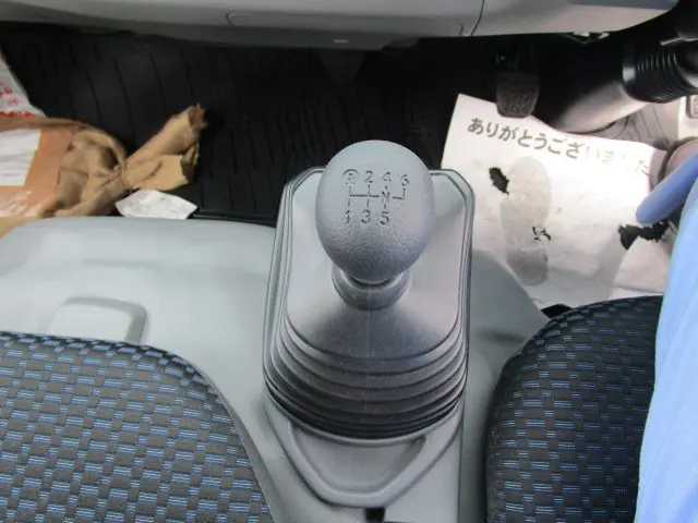 日野 デュトロ 2RG-XZU655M(2WD)の写真21