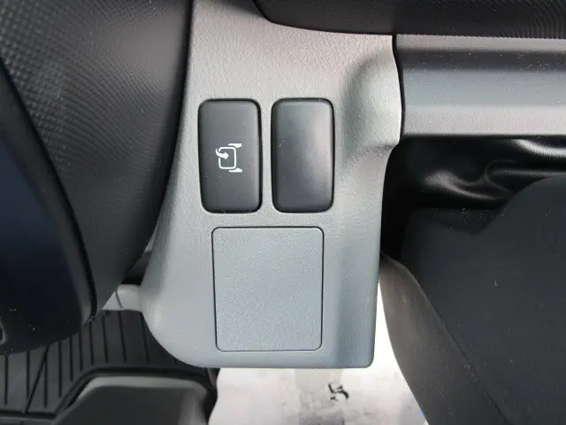 日野 デュトロ 2RG-XZU655M(2WD)の写真23