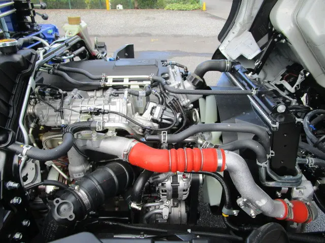 三菱 キャンター 2PG-FEB90(2WD)の写真18