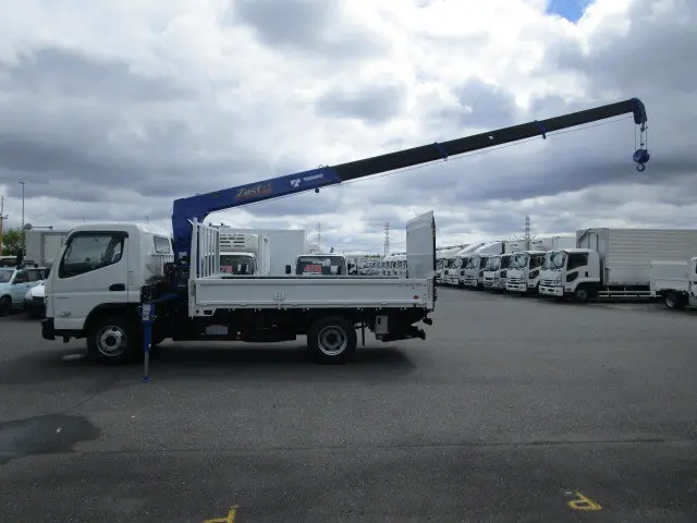 三菱 キャンター 2PG-FEB90(2WD)の写真32