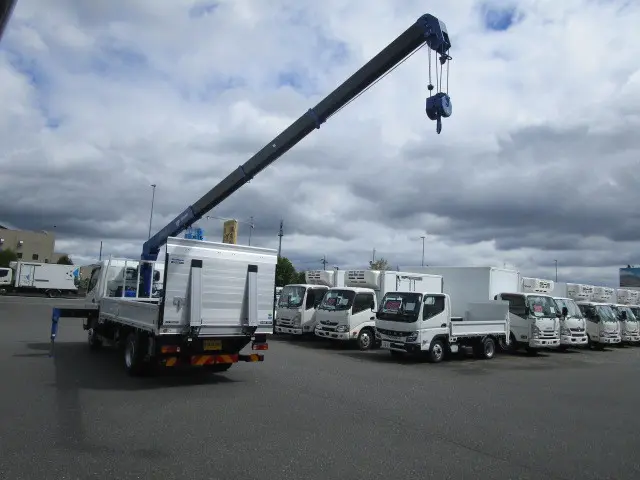 三菱 キャンター 2PG-FEB90(2WD)の写真33