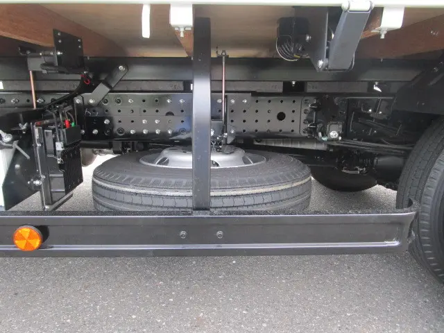 三菱 キャンター 2PG-FEB90(2WD)の写真42