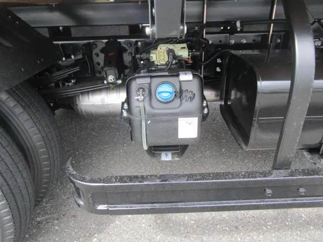 三菱 キャンター 2PG-FEB90(2WD)の写真45