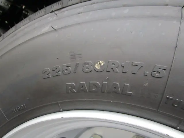 三菱 キャンター 2PG-FEB90(2WD)の写真50