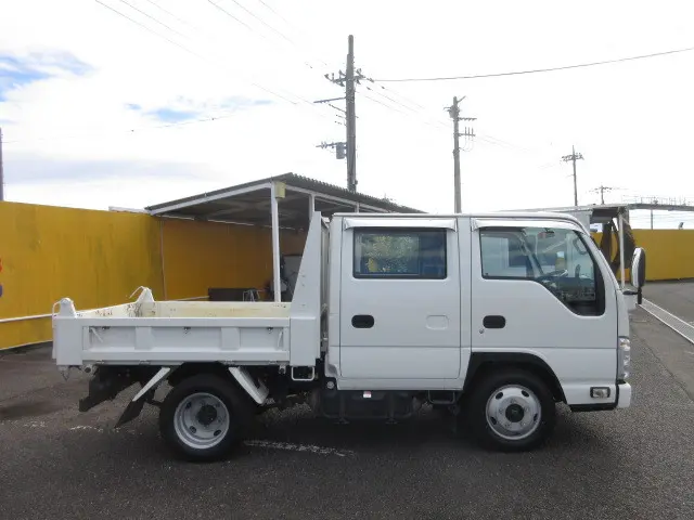 いすゞ エルフ TPG-NJR85AD(2WD)の写真6