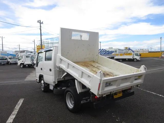 いすゞ エルフ TPG-NJR85AD(2WD)の写真9