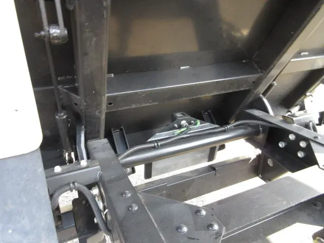 いすゞ エルフ TPG-NJR85AD(2WD)の写真20