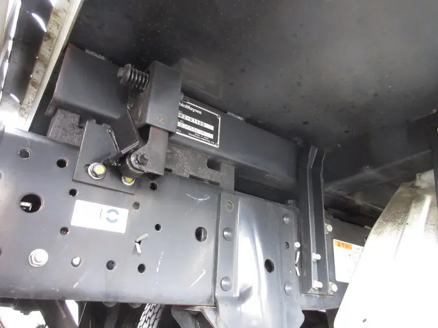 いすゞ エルフ TPG-NJR85AD(2WD)の写真44